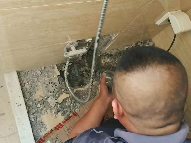 墻內水管漏水維修