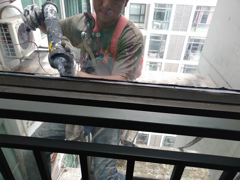 健康門安裝維修上門服務,室內門維修上門服務,室內門維修價格,室內門維修公司 