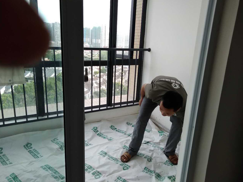 天津刷墻師傅多少錢一平方，天津刷墻師傅施工注意事項(xiàng)