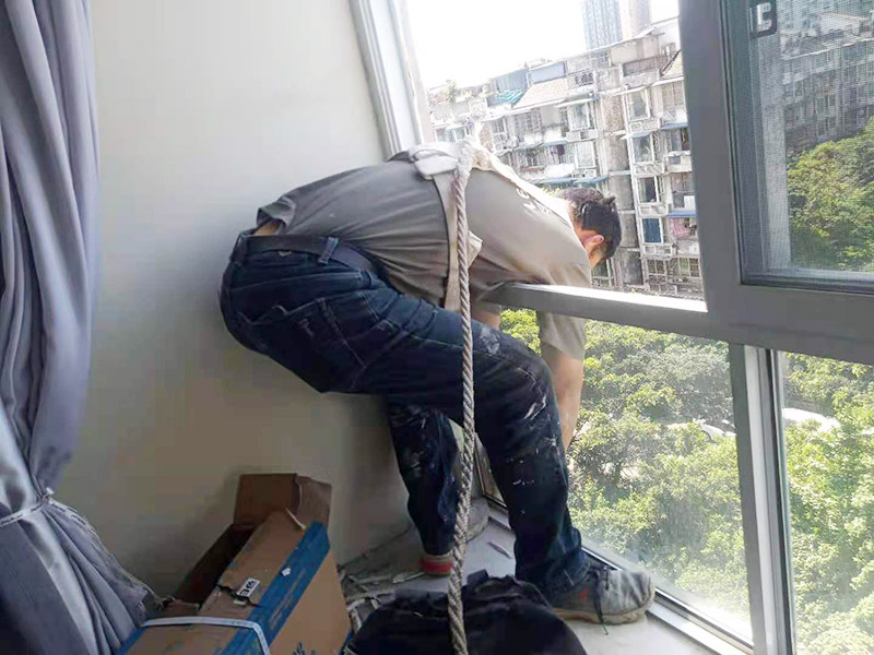長沙臥室翻新刷墻漆多久可以入住，墻面翻新可以直接刷漆嗎
