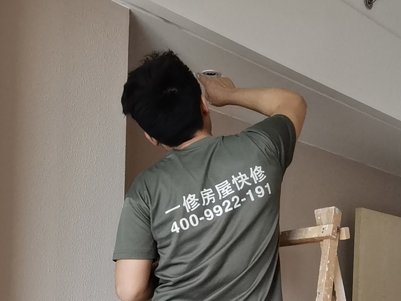 老房子需要刷漆找哪里的師傅好，舊房墻