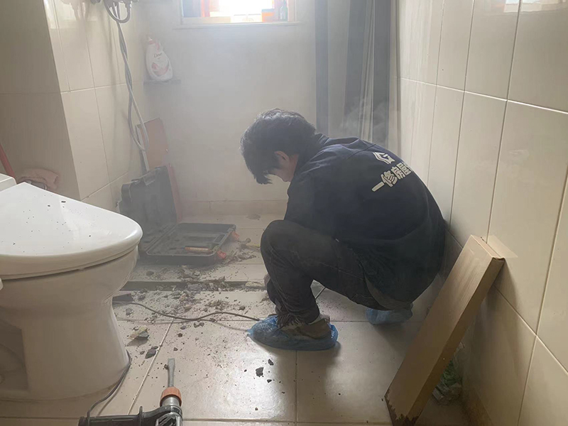花都區(qū)地磚防水多少錢一平米？不敲瓷磚